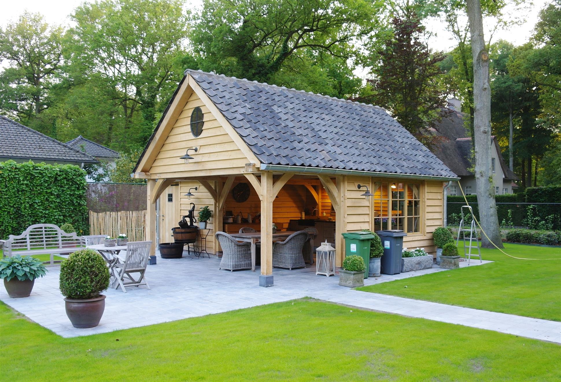 Outdoor Kitchen Design & Build