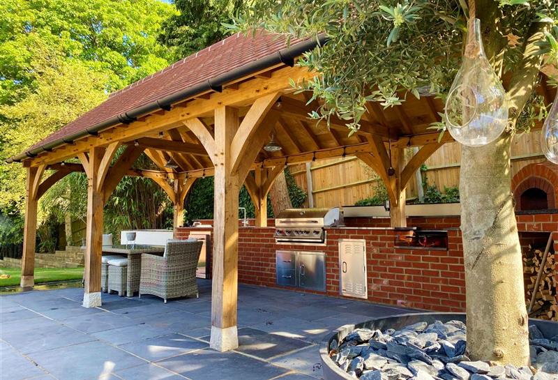 Oak Gazebo Kitchen