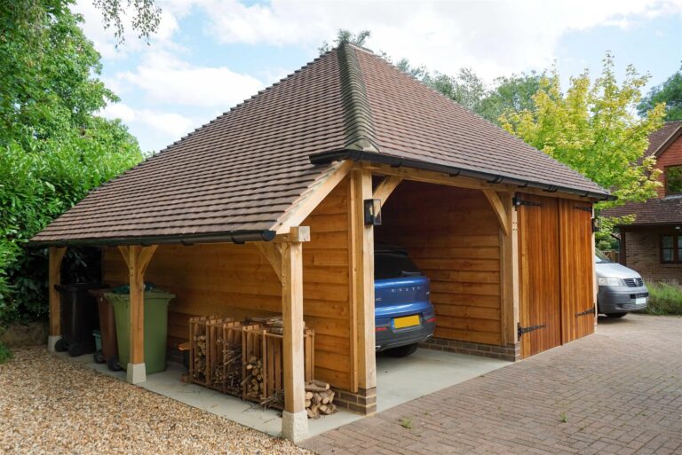 Full Span Garage - The Oak Design Company